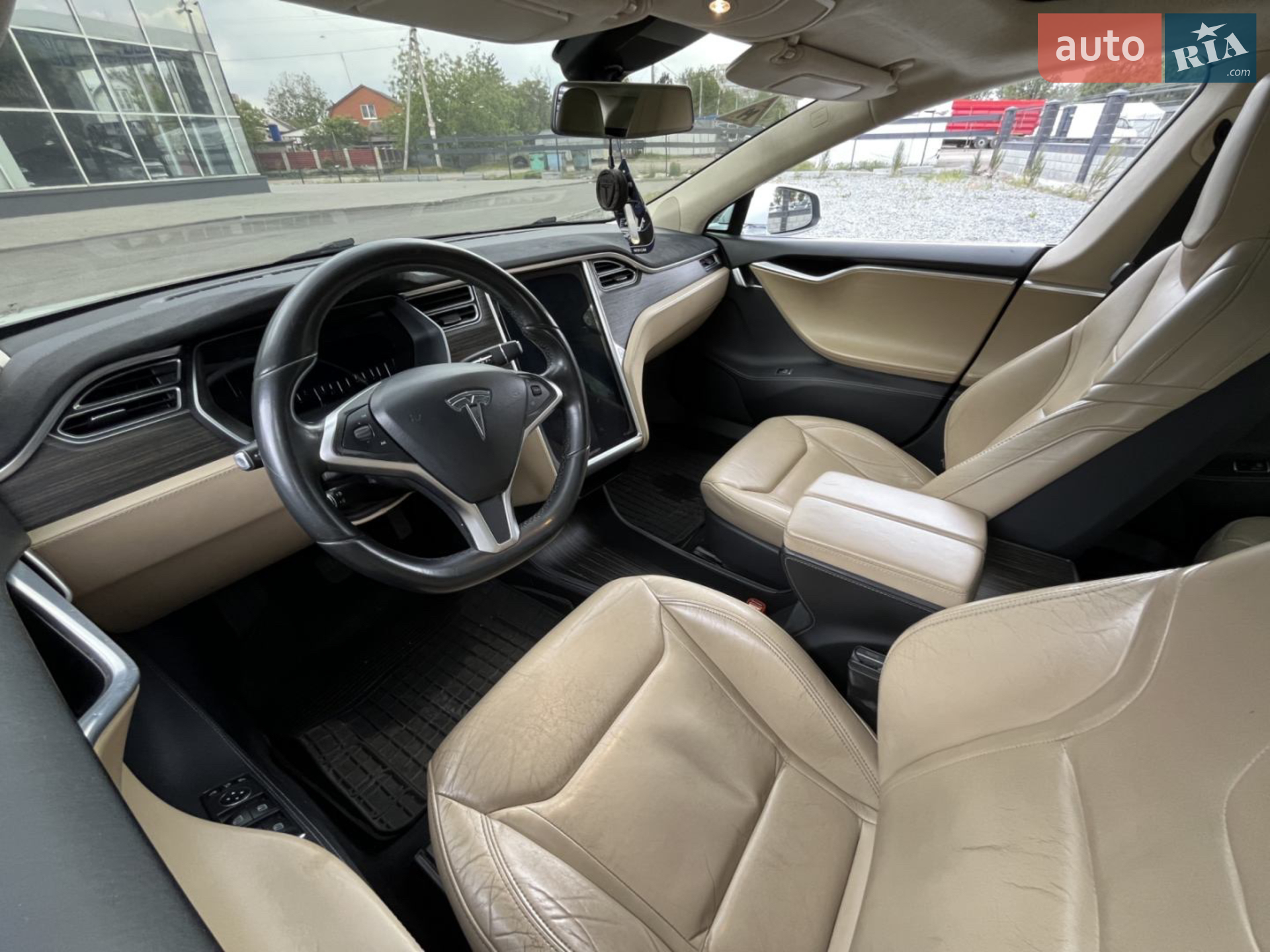 2015 Tesla Model S - мініатюра 19