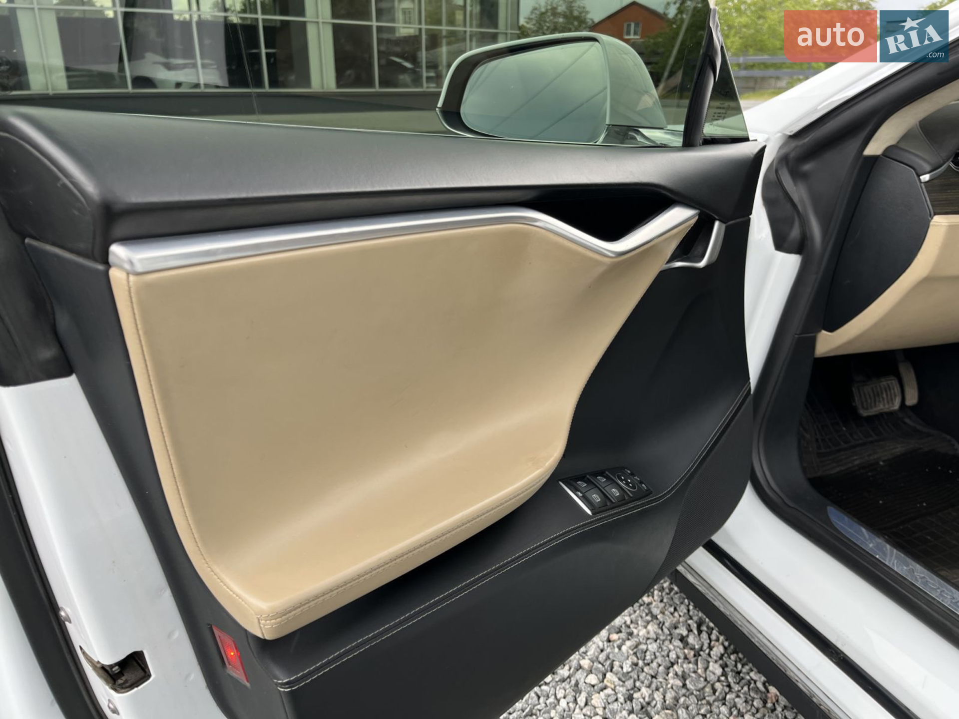 2015 Tesla Model S - мініатюра 21