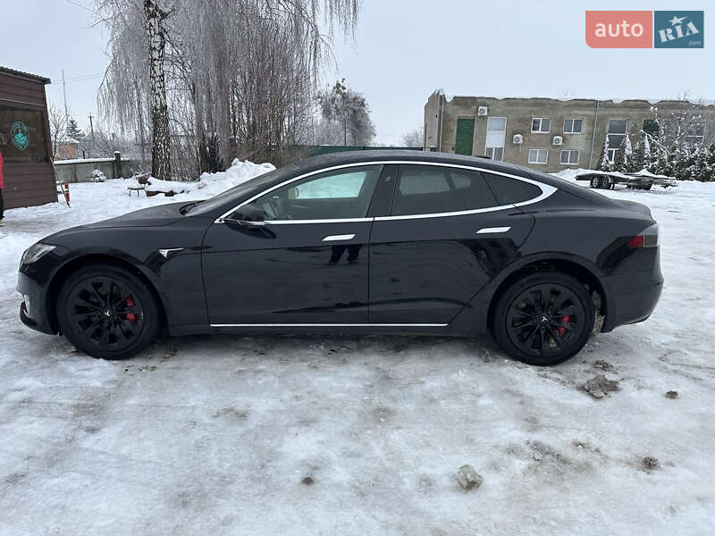 Ліфтбек Tesla Model S 2018 в Вінниці фото 7 Ліфтбек Tesla Model S 2018 в Вінниці