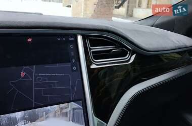 Лифтбек Tesla Model S 2016 в Ивано-Франковске