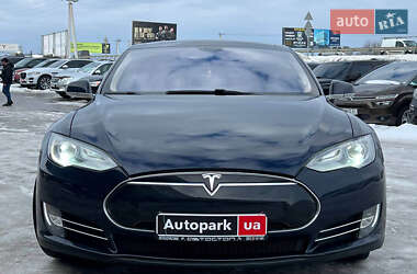 Лифтбек Tesla Model S 2014 в Львове