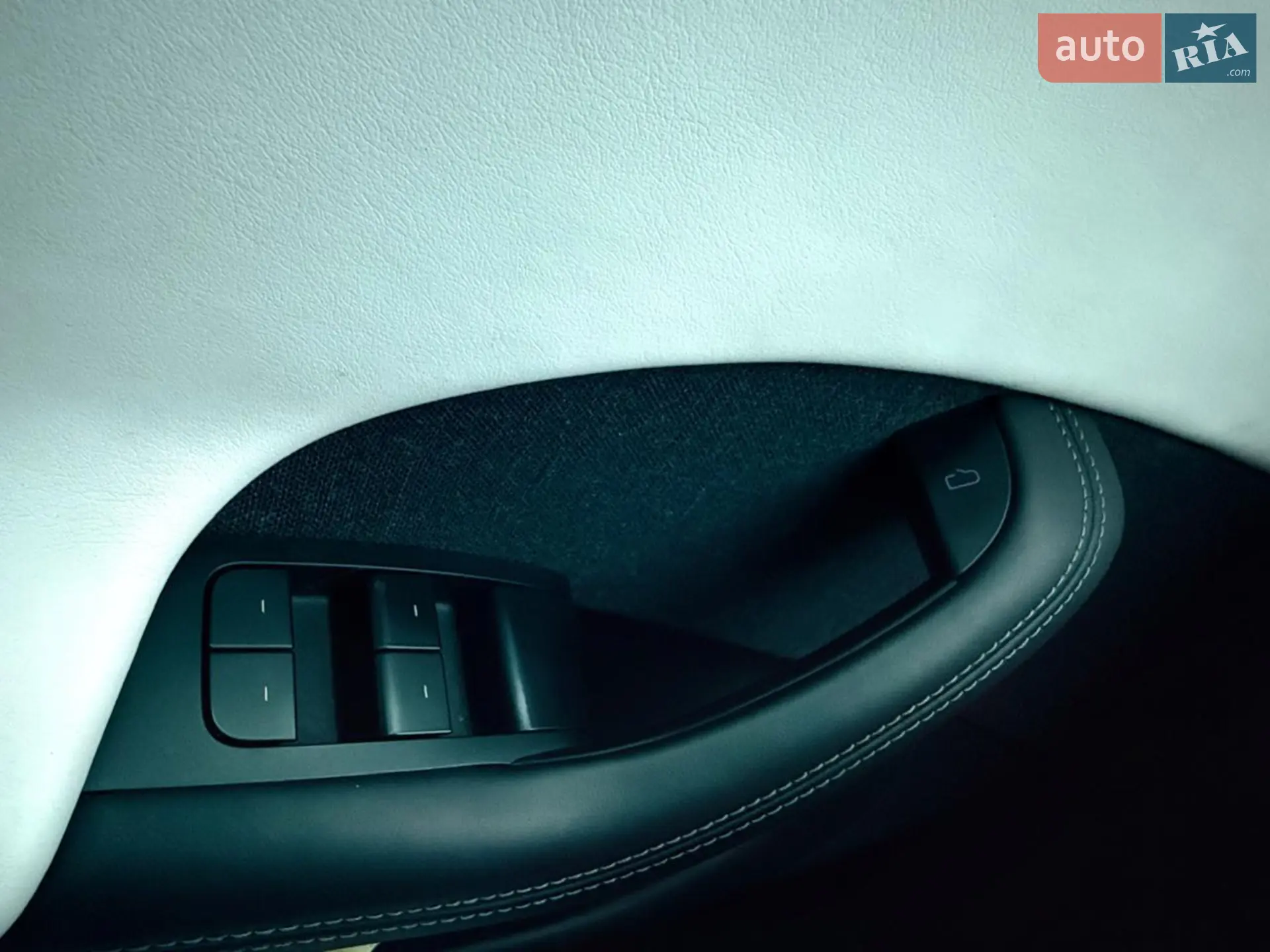 2021 Tesla Model S - мініатюра 13