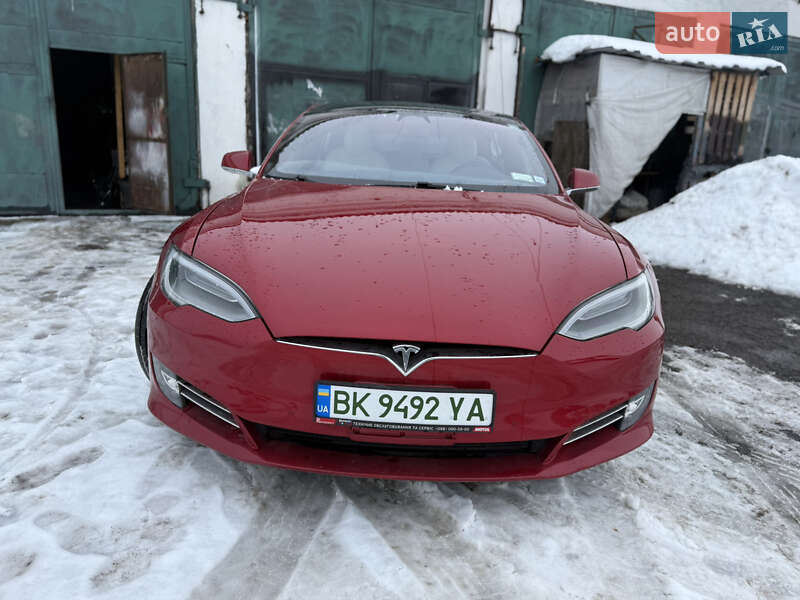 Лифтбек Tesla Model S 2020 в Ровно фото 7 Лифтбек Tesla Model S 2020 в Ровно