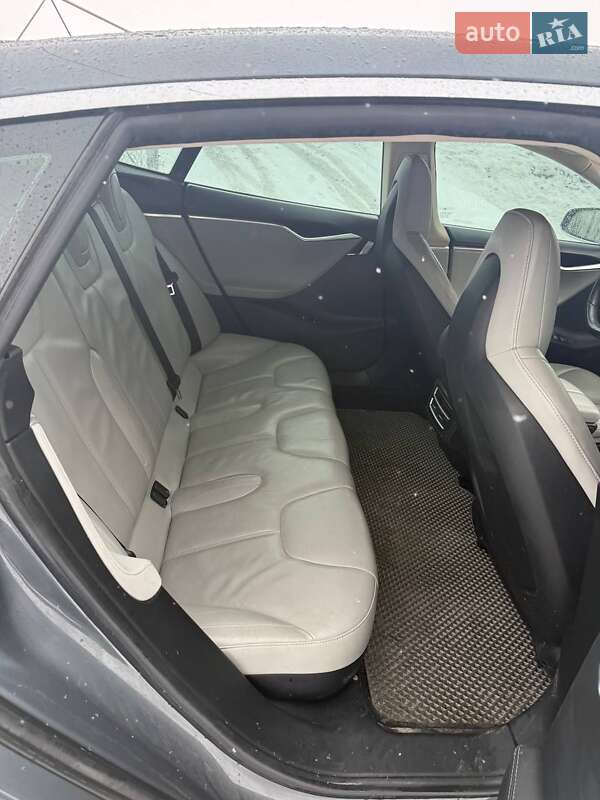 Ліфтбек Tesla Model S 2014 в Богородчанах