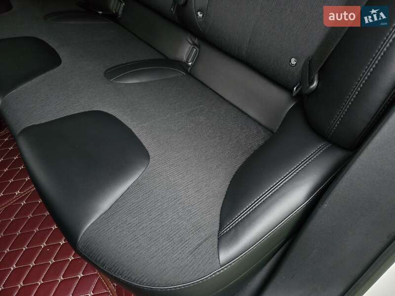 Лифтбек Tesla Model S 2016 в Владимире