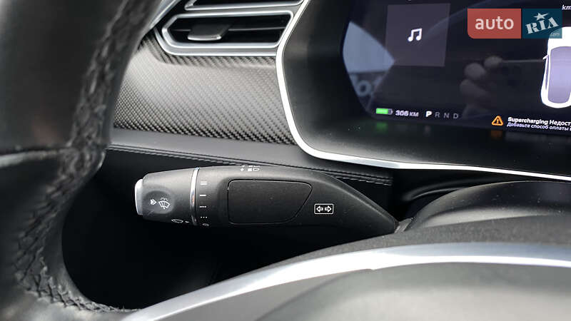 Ліфтбек Tesla Model S 2017 в Луцьку