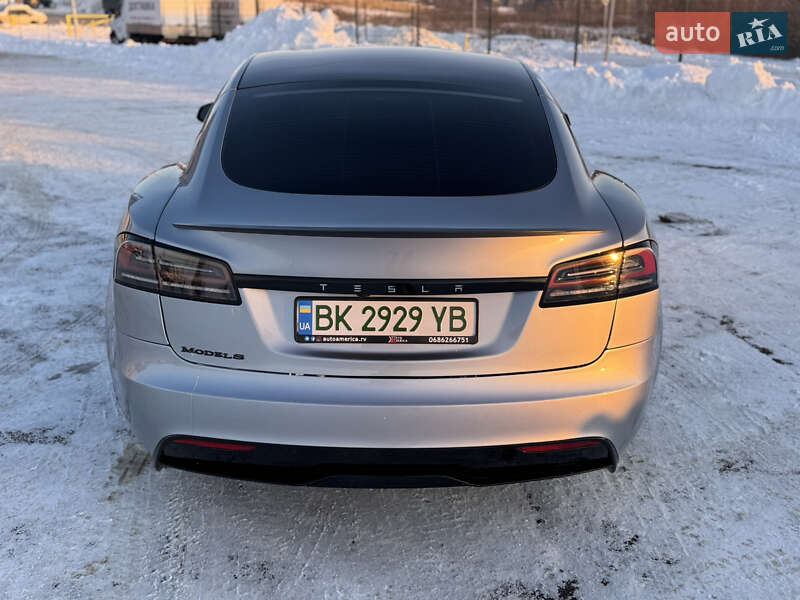 Лифтбек Tesla Model S 2024 в Ровно фото 17 Лифтбек Tesla Model S 2024 в Ровно