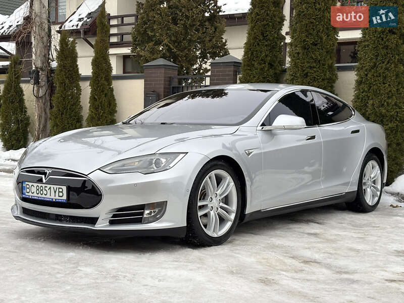Лифтбек Tesla Model S 2015 в Львове фото 2 Лифтбек Tesla Model S 2015 в Львове