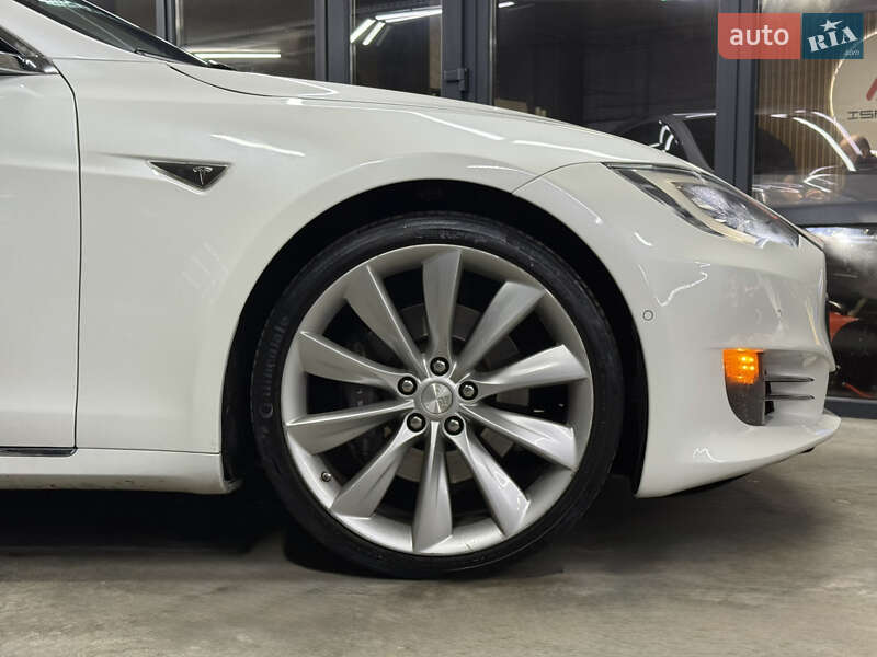Лифтбек Tesla Model S 2016 в Одессе фото 5 Лифтбек Tesla Model S 2016 в Одессе