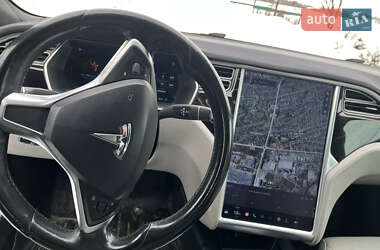 Ліфтбек Tesla Model S 2016 в Львові