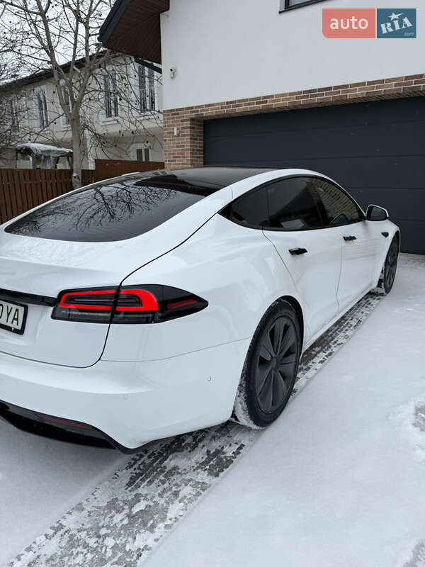 Ліфтбек Tesla Model S 2022 в Києві
