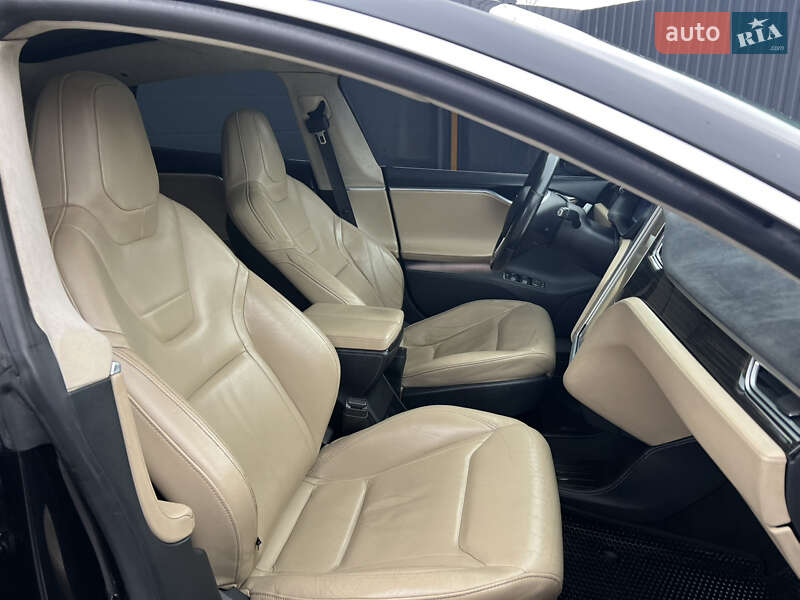 Ліфтбек Tesla Model S 2015 в Вінниці фото 14 Ліфтбек Tesla Model S 2015 в Вінниці