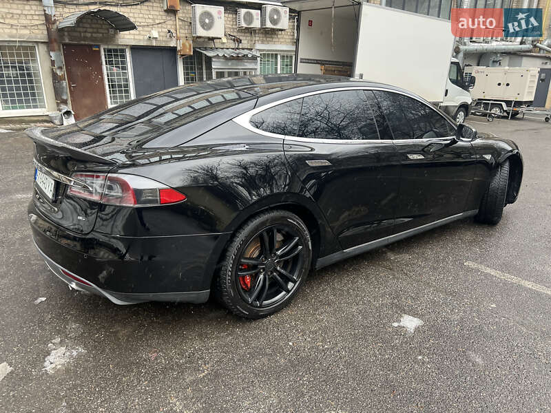 Ліфтбек Tesla Model S 2014 в Харкові фото 6 Ліфтбек Tesla Model S 2014 в Харкові