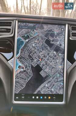 Лифтбек Tesla Model S 2015 в Сумах