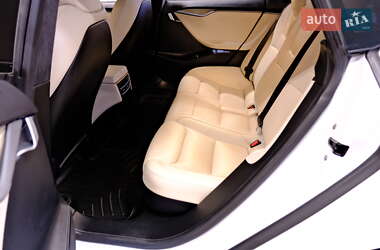 Ліфтбек Tesla Model S 2020 в Одесі