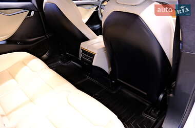 Ліфтбек Tesla Model S 2020 в Одесі