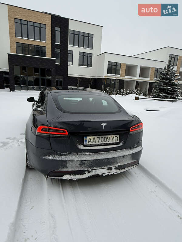 Ліфтбек Tesla Model S 2022 в Києві фото 6 Ліфтбек Tesla Model S 2022 в Києві