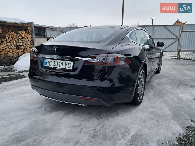 Ліфтбек Tesla Model S 2014 в Радехові
