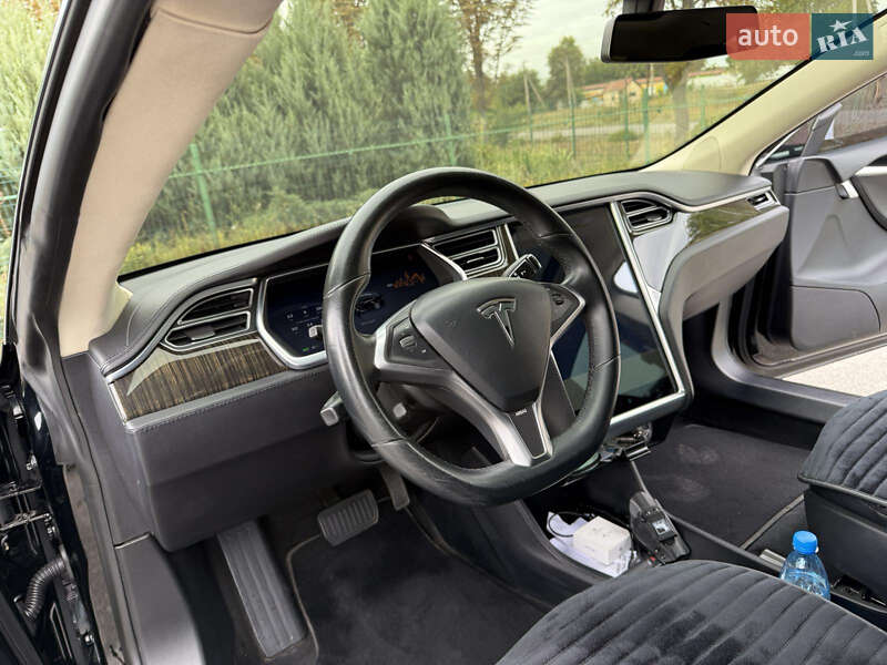 Лифтбек Tesla Model S 2013 в Новомосковске