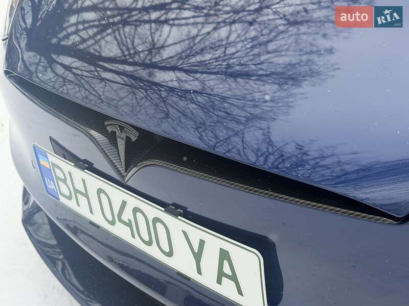 Лифтбек Tesla Model S 2021 в Одессе