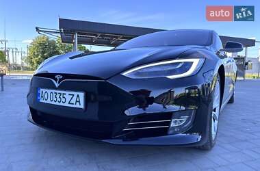 Ліфтбек Tesla Model S 2017 в Виноградові