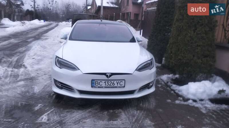 Ліфтбек Tesla Model S 2020 в Львові фото 9 Ліфтбек Tesla Model S 2020 в Львові