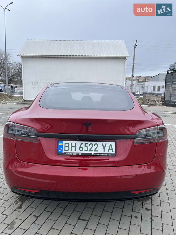 Ліфтбек Tesla Model S 2018 в Одесі фото 28 Ліфтбек Tesla Model S 2018 в Одесі