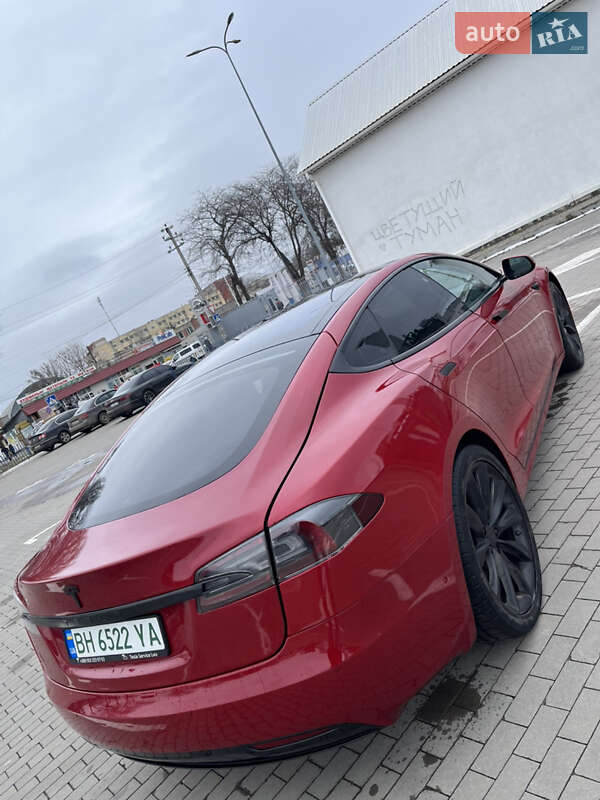 Ліфтбек Tesla Model S 2018 в Одесі фото 29 Ліфтбек Tesla Model S 2018 в Одесі