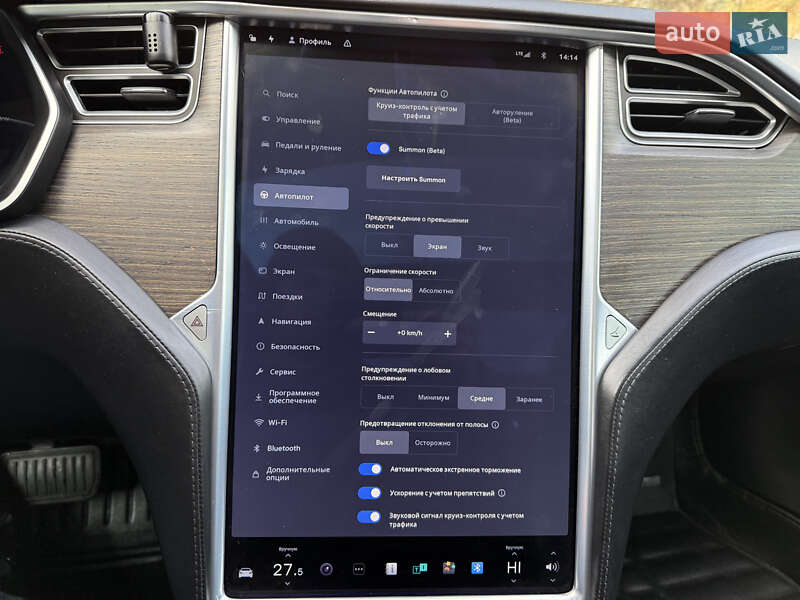 Лифтбек Tesla Model S 2016 в Днепре фото 28 Лифтбек Tesla Model S 2016 в Днепре