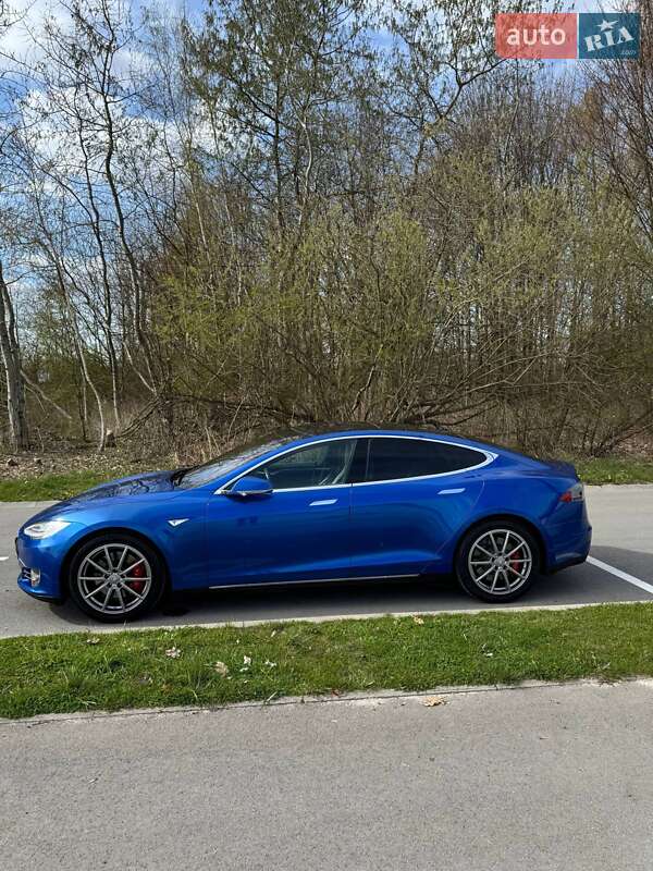 Лифтбек Tesla Model S 2015 в Буске фото 4 Лифтбек Tesla Model S 2015 в Буске