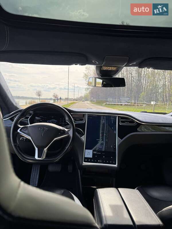 Лифтбек Tesla Model S 2015 в Буске фото 19 Лифтбек Tesla Model S 2015 в Буске