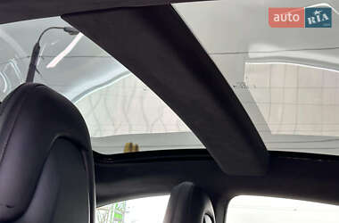Лифтбек Tesla Model S 2016 в Одессе