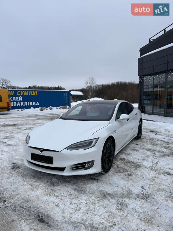 Tesla Model S 2020 Tesla Model S 2020