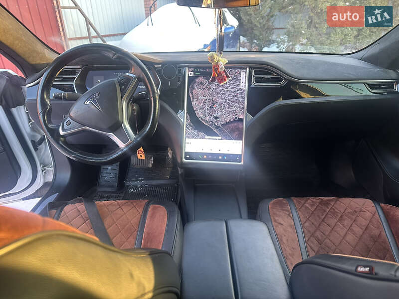 Ліфтбек Tesla Model S 2016 в Вінниці фото 9 Ліфтбек Tesla Model S 2016 в Вінниці