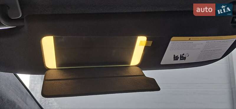 Ліфтбек Tesla Model S 2019 в Львові фото 51 Ліфтбек Tesla Model S 2019 в Львові