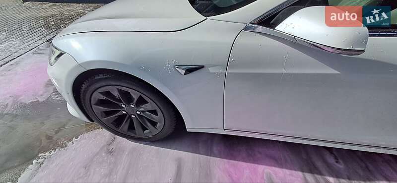 Ліфтбек Tesla Model S 2019 в Львові фото 11 Ліфтбек Tesla Model S 2019 в Львові