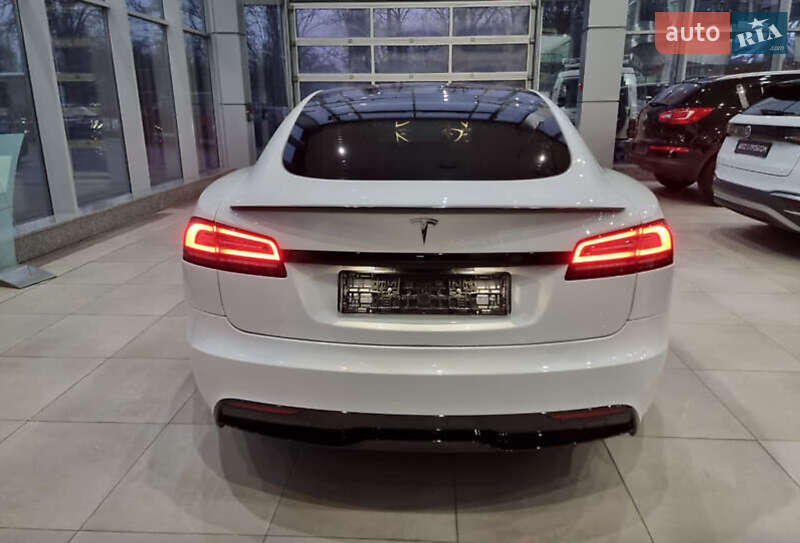 Ліфтбек Tesla Model S 2021 в Одесі