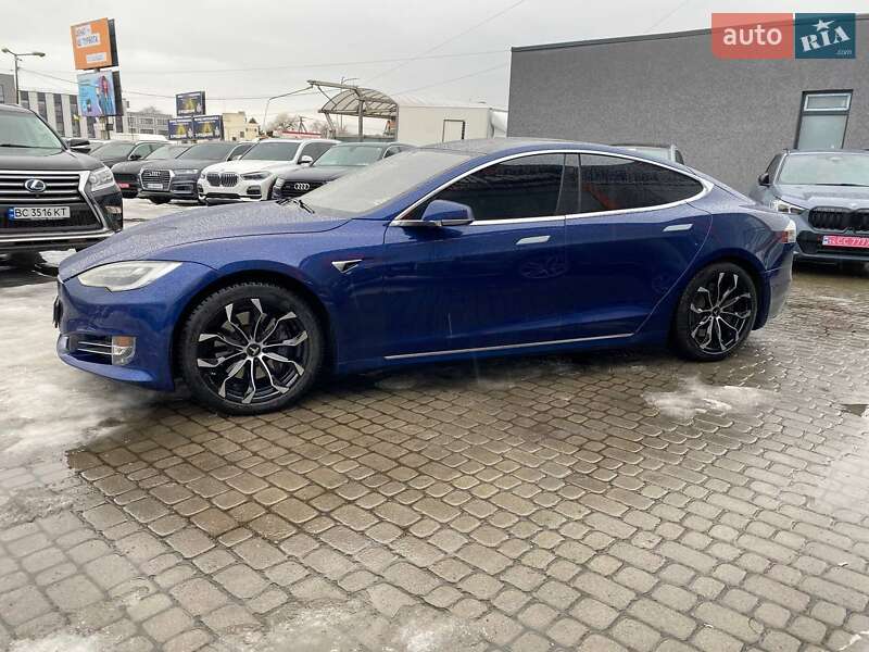 Лифтбек Tesla Model S 2017 в Львове фото 4 Лифтбек Tesla Model S 2017 в Львове