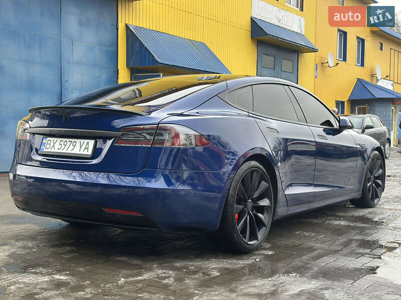 Ліфтбек Tesla Model S 2016 в Славуті фото 3 Ліфтбек Tesla Model S 2016 в Славуті