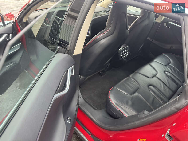 Лифтбек Tesla Model S 2013 в Киеве фото 10 Лифтбек Tesla Model S 2013 в Киеве