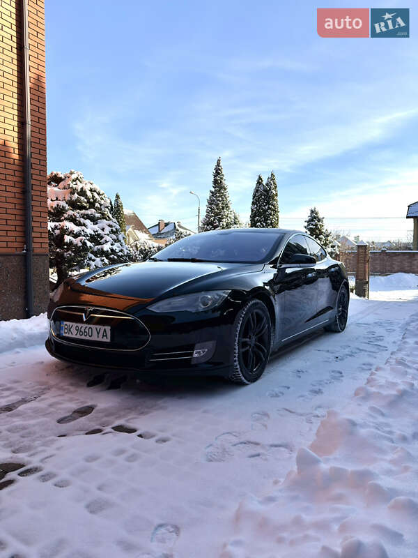 Tesla Model S 2013 Tesla Model S 2013