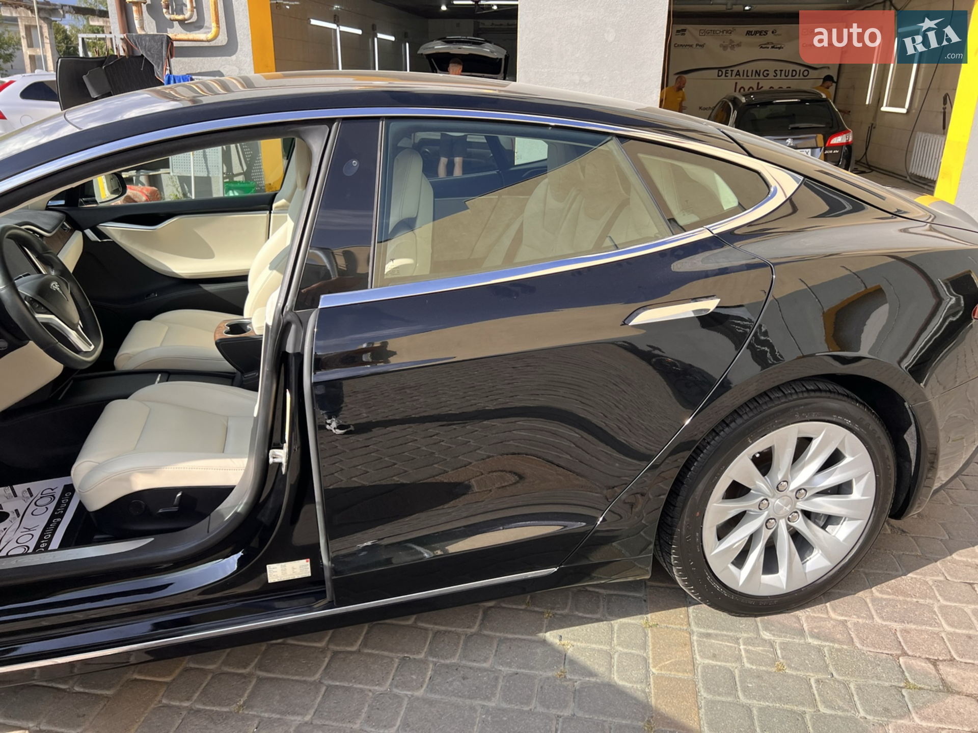 2017 Tesla Model S - мініатюра 3