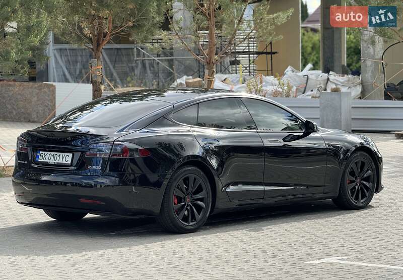Лифтбек Tesla Model S 2018 в Ровно фото 15 Лифтбек Tesla Model S 2018 в Ровно