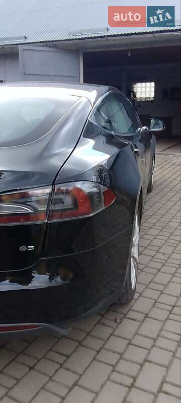 Ліфтбек Tesla Model S 2014 в Львові фото 14 Ліфтбек Tesla Model S 2014 в Львові
