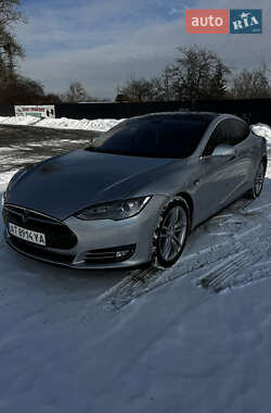 Ліфтбек Tesla Model S 2013 в Івано-Франківську