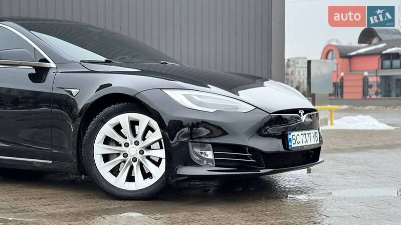 Лифтбек Tesla Model S 2017 в Трускавце фото 40 Лифтбек Tesla Model S 2017 в Трускавце