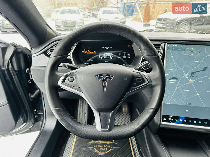 Ліфтбек Tesla Model S 2014 в Харкові