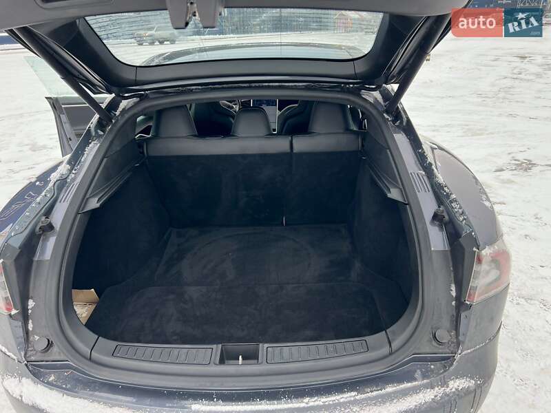 Лифтбек Tesla Model S 2014 в Ахтырке