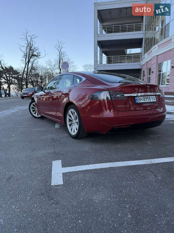 Ліфтбек Tesla Model S 2018 в Одесі
