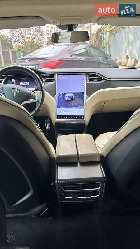 Лифтбек Tesla Model S 2013 в Одессе